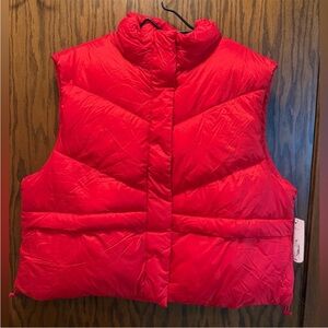 Xersion Women's Bright Red Oversized Puffer Vest NWOT